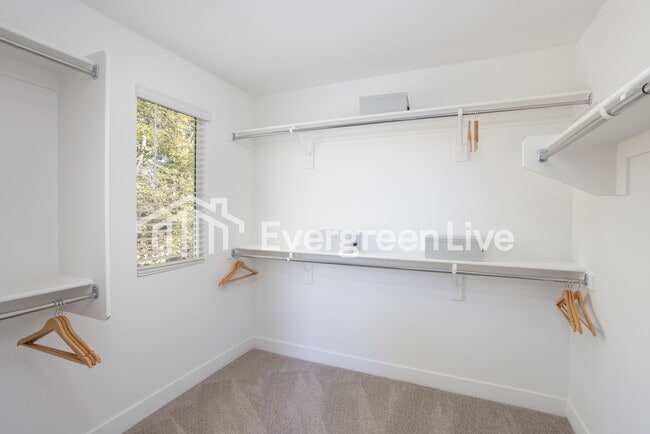 Building Photo - 9117 N 181st Ave