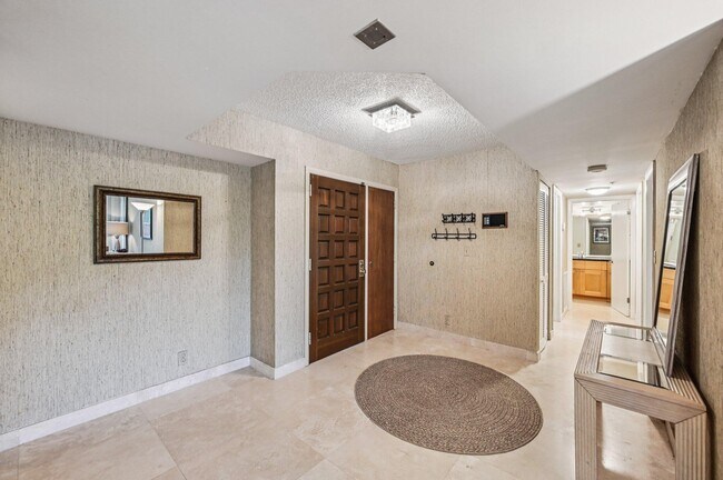 Building Photo - 23200 Camino Del Mar