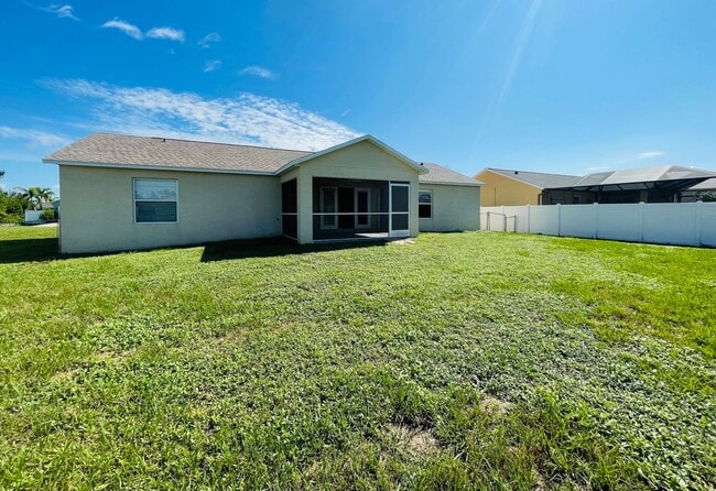 Building Photo - **EAST ENGLEWOOD**