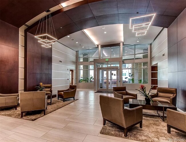 Lobby - 1700 Bassett St