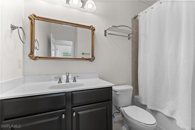 Building Photo - 8531 Violeta St