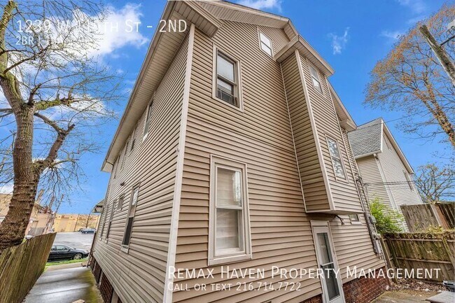 Building Photo - 1239 W 115th St