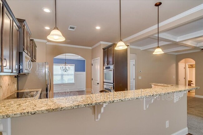 Building Photo - 3814 Berkshire Way
