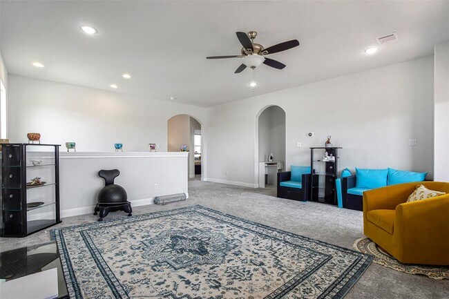 Building Photo - 4651 Katherine Dr