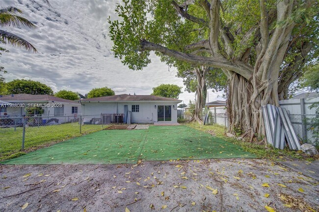 Building Photo - 2243 NW 61st St