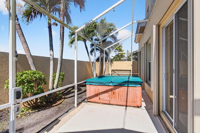 Building Photo - 7848 Travelers Tree Dr