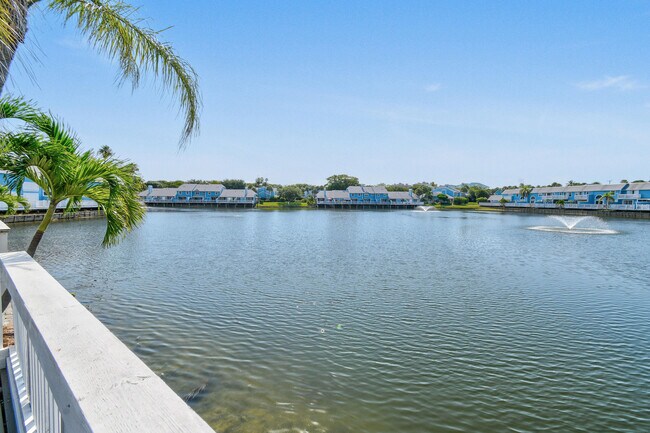 Building Photo - 1216 Ocean Dunes Cir