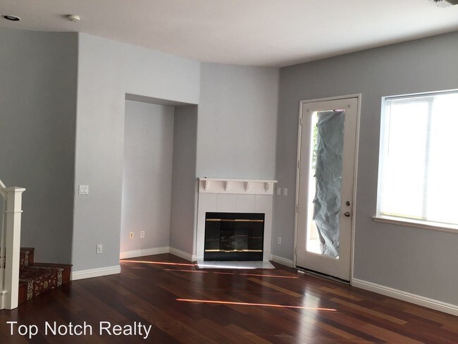 Building Photo - 3 br, 2.5 bath House - 11410 Miro Circle