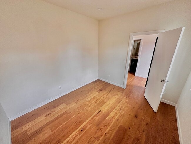 Building Photo - Stylish 4BR | 3BA Home with Den, Fenced Ba...