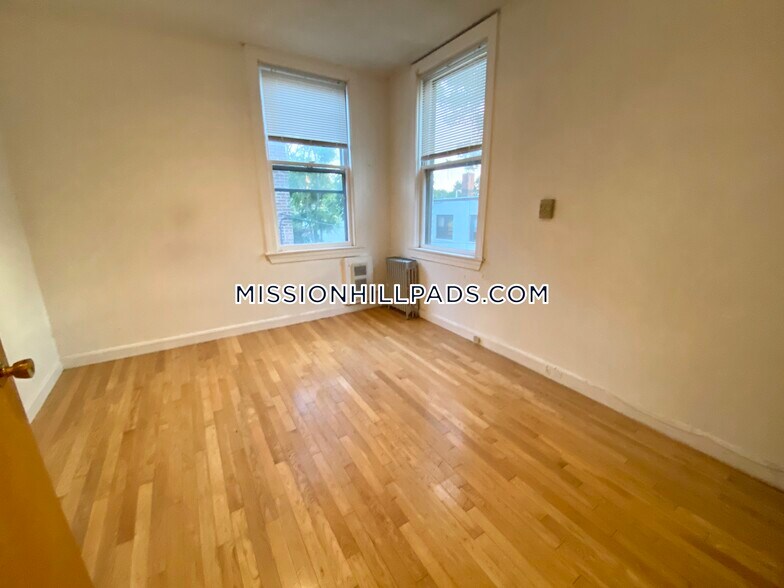 Building Photo - 55 S Huntington Ave