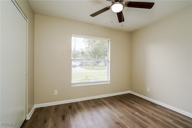 Building Photo - 15860 Willoughby Ln
