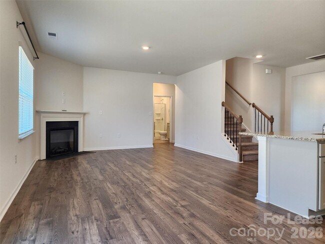 Building Photo - 125 Sycamore Xing Ct