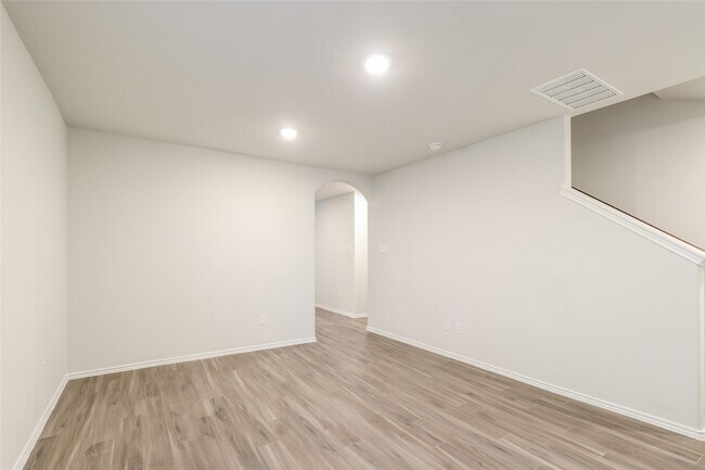 Building Photo - 13524 Stonecat Dr