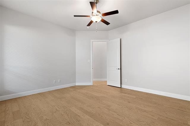 Building Photo - 609 Artesian Dr
