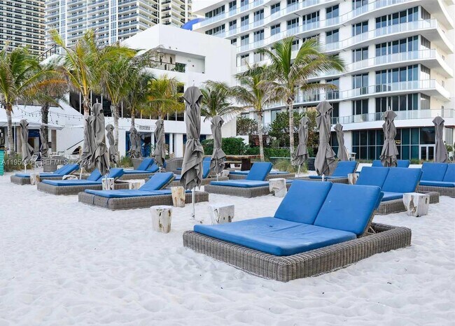 Building Photo - 4111 S Ocean Dr