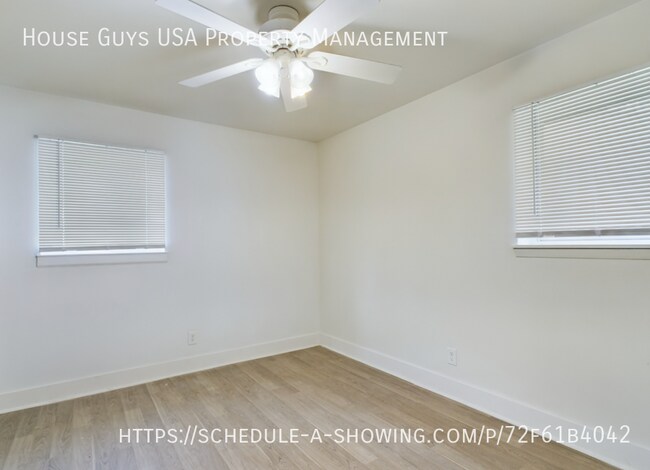 Building Photo - 15411 Barat Ave
