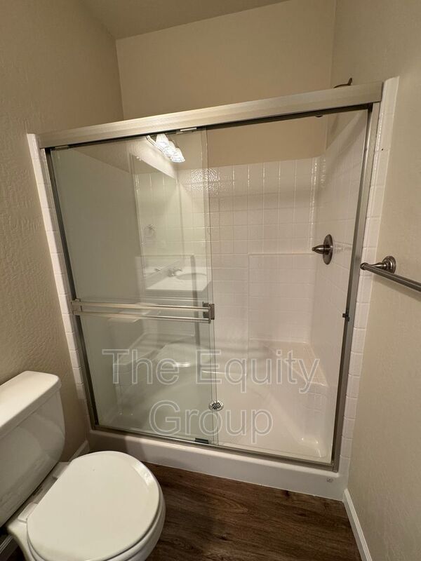 Building Photo - 3614 S County Center Dr