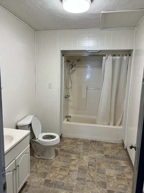 Building Photo - 742 Pony Farm Road