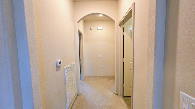 Building Photo - 24302 Bella Florence Dr