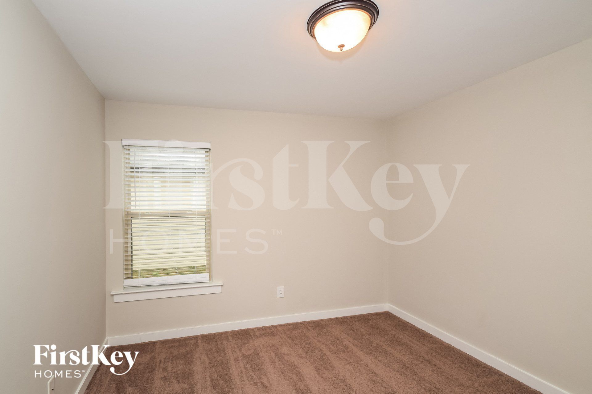 Building Photo - 155 Deer Creek Dr