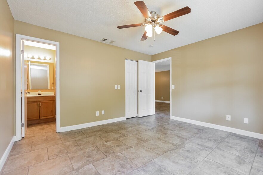 Building Photo - 1264 Croftwood Dr