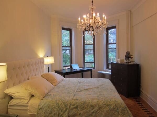 large bedroom - 549 Bay Ridge Pky