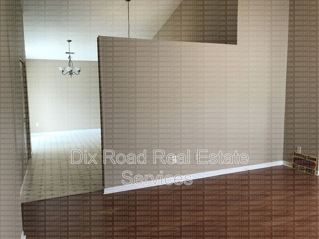 Building Photo - 966 Hathaway Dr