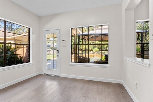 Building Photo - 35 Amber Sky Pl