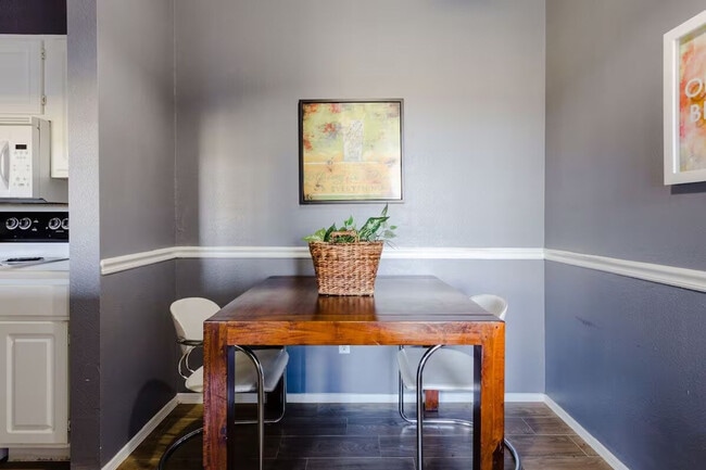 Building Photo - 12166 Metric Blvd