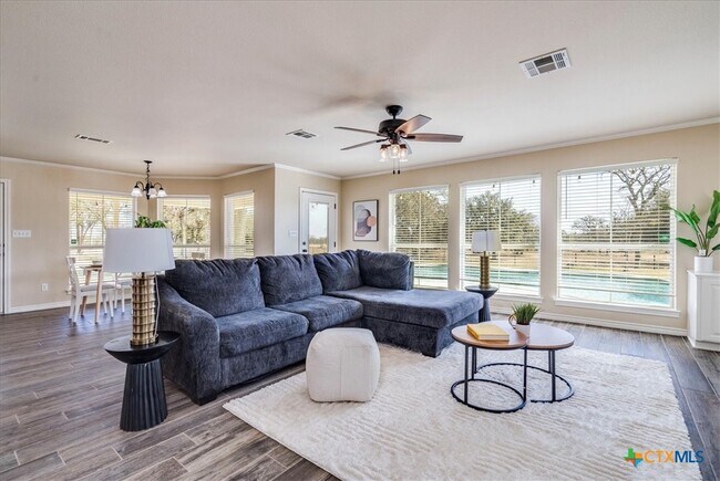 Building Photo - 8301 Brewer Ln