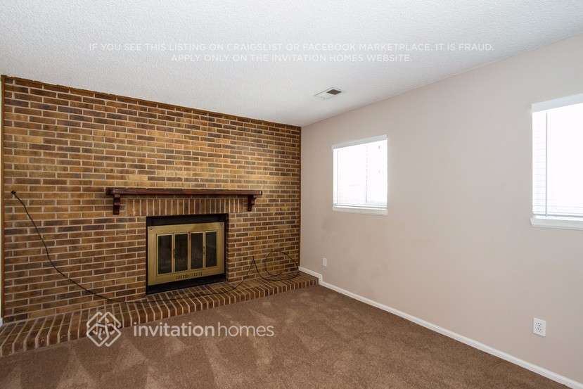 Building Photo - 4406 S Biscay Way