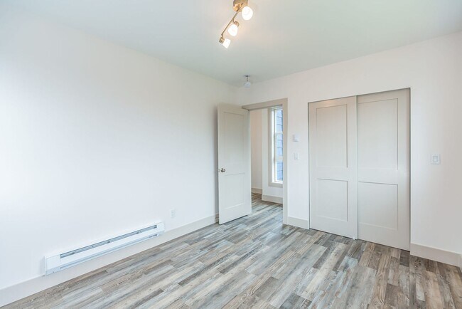 Building Photo - 4216 S Bozeman St