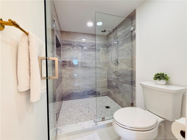 Building Photo - 8800 S Ocean Dr