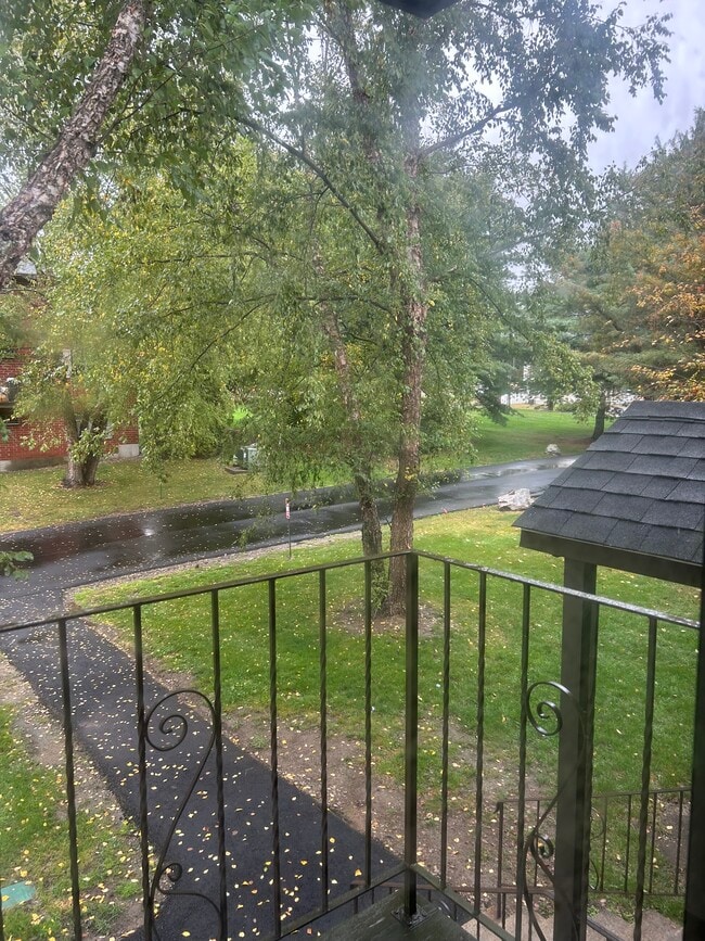 Primary Photo - 1495 Bodwell Rd