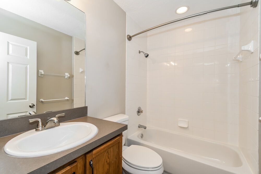 Building Photo - 1321 Spruce St