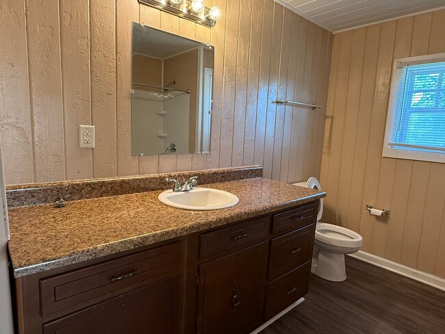 Building Photo - Beautiful Home in Valdosta, Ga!