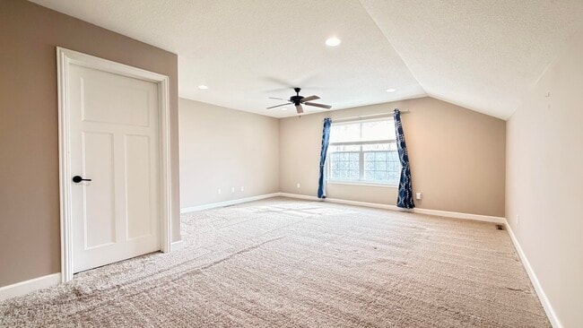 Building Photo - 7406 Rosedown Dr