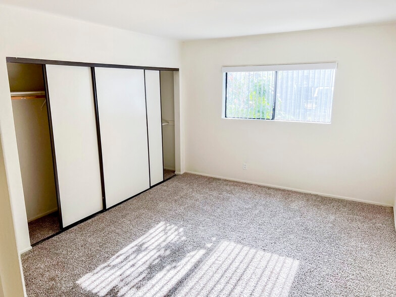 Building Photo - Magnolia View Apartments