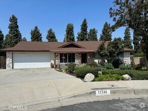 Building Photo - 11740 Maple St