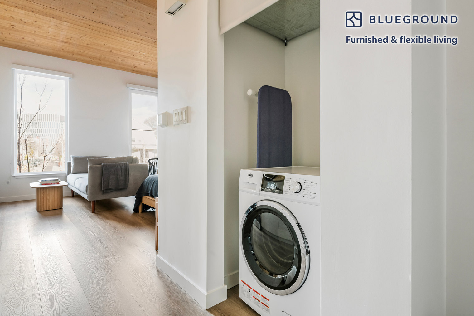 Building Photo - 154 Broadway