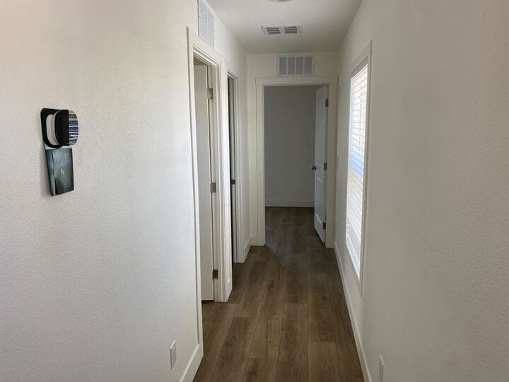 Building Photo - 2060 N Center St