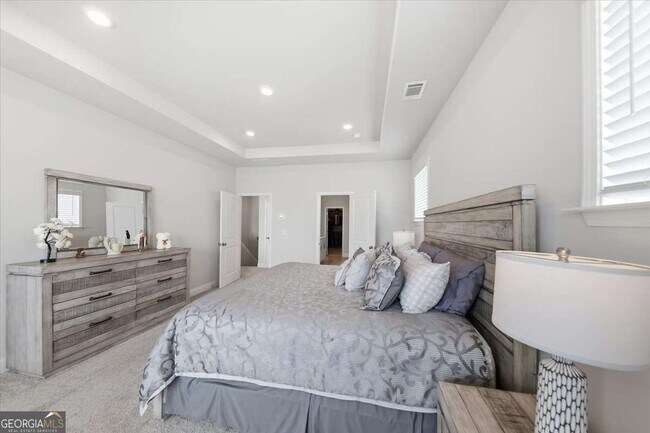 Building Photo - 3939 Alderstone Dr