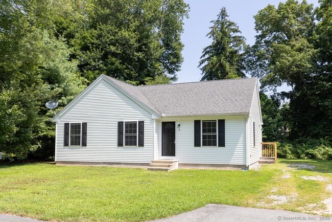 Building Photo - 9 Denmore Ln