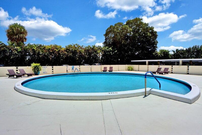 Building Photo - 2000 Presidential Way