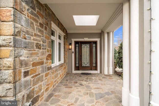 Building Photo - 5306 Bradley Blvd