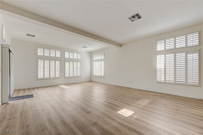 Building Photo - 8031 Pavarotti Ave