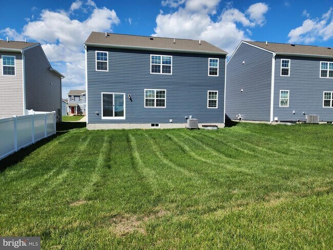 Building Photo - 103 Medley Wy