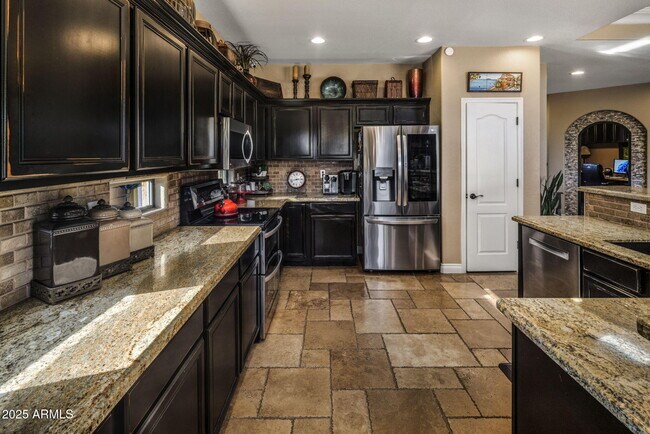 Building Photo - 9053 E Hobart St