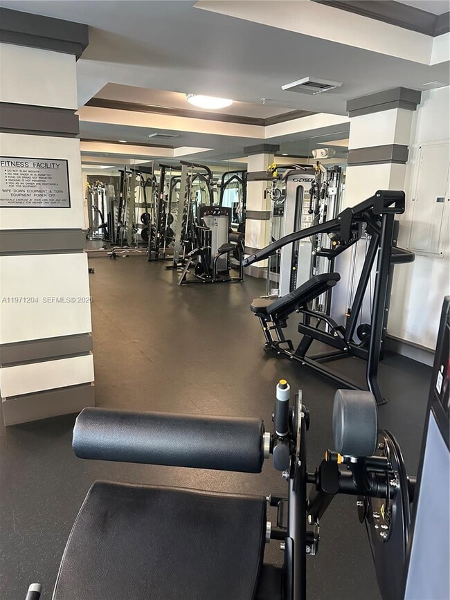 Building Photo - 2421 NE 65th St