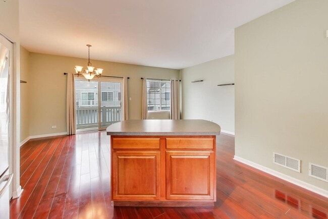 Building Photo - 2427 Daybreak Ct